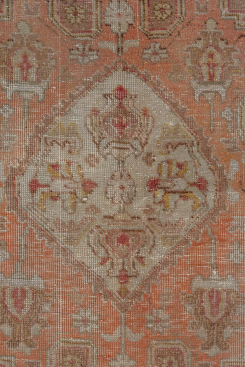 Vintage Tabriz Area Rug (6' x 9')